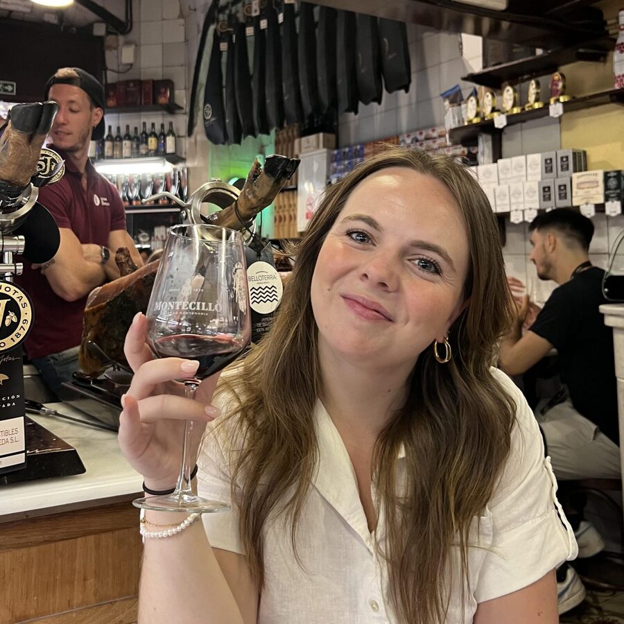 Barcelona: El Born and Gothic Quarter Wine & Tapas Bar Tour - Stop two: more substantial plates and local specialties