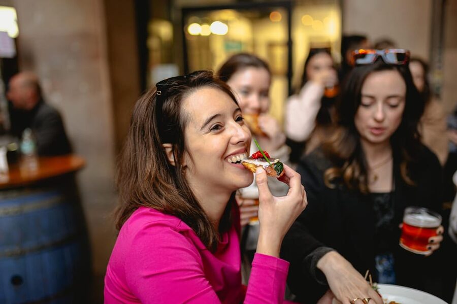 Barcelona: El Born Food Walking Tour with Tapas and Drinks - From Roman ruins to El Born