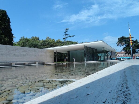 Barcelona Electric Bike Tour: Scenic Montjuic Panoramic Views - Key points at a glance