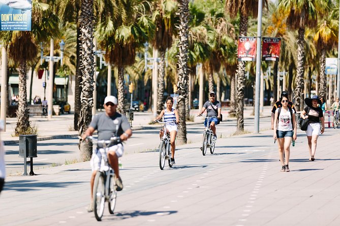 Barcelona Electric Bike Tour: Scenic Montjuic Panoramic Views - Plaça Espanya and the road up the hill