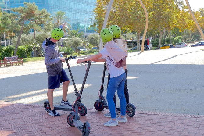 Barcelona Electric Scooter Tour - Guides, group size, and the human part of the ride