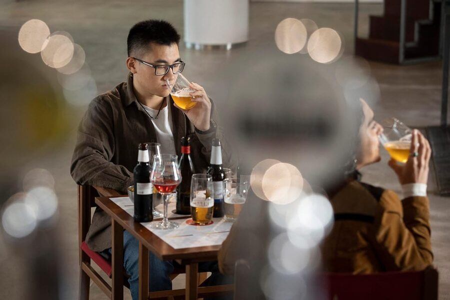 Barcelona: Estrella Damm Old Brewery Tour with Tasting - The five-beer tasting and how it works