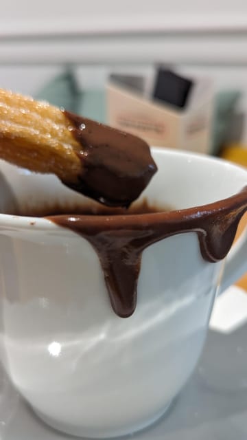 Barcelona: Experience the Best Churros with Hot Chocolate - Why the tasting order makes sense