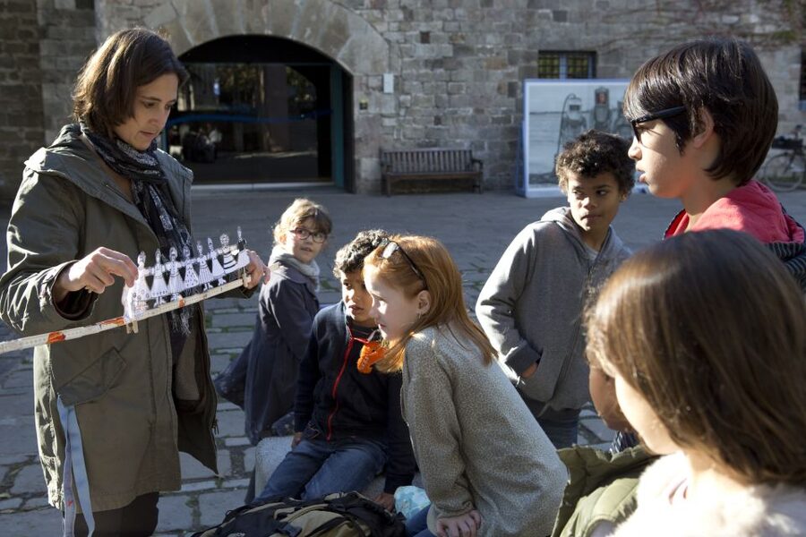 Barcelona: Family Tour in the Footsteps of Columbus - Starting in the Maritime Museum courtyard