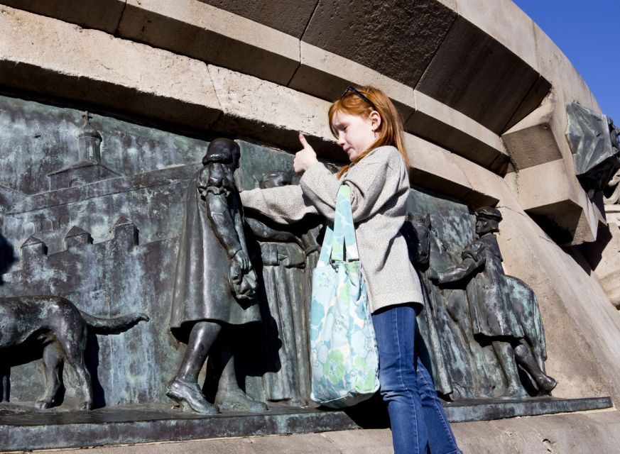 Barcelona: Family Tour in the Footsteps of Columbus - Seeing Casa Xifré and Barcelona’s later wealth