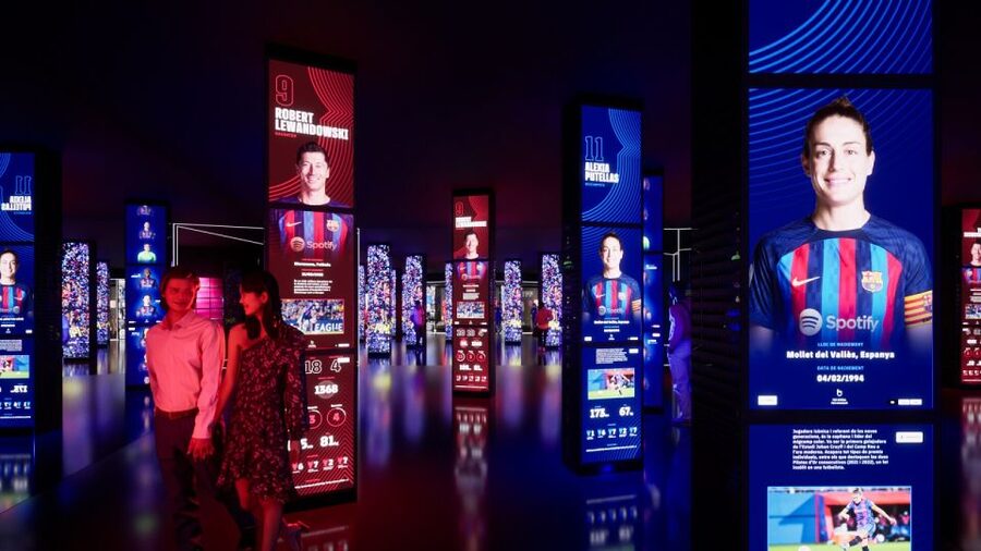 Barcelona: FC Barcelona Museum Private Tour - The tunnel and the 360-degree Camp Nou presentation