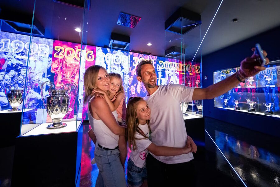 Barcelona: FC Barcelona Museum Total Experience Pass - Starting at the Barça Immersive Tour