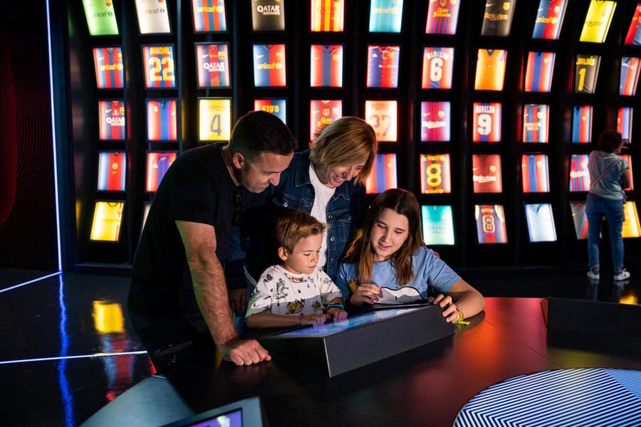 Barcelona: FC Barcelona Museum Total Experience Pass - Entering Barça Virtual Dream
