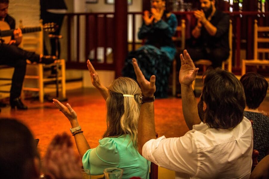 Barcelona: Flamenco Show with Dinner at Tablao de Carmen - Why the Flamenco Feels Close and Spontaneous