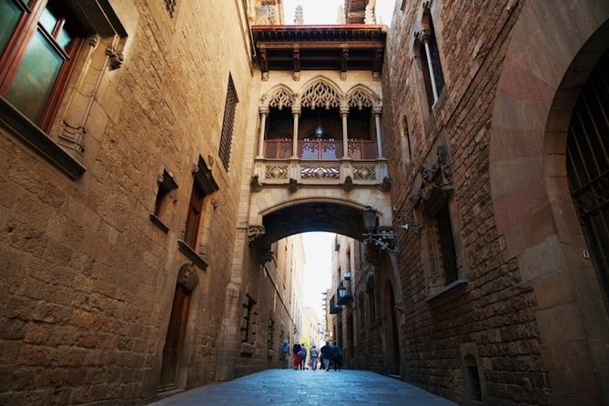Barcelona Flamenco & Tapas Semi Private or Private Experience - Timing, meeting details, and cancellation