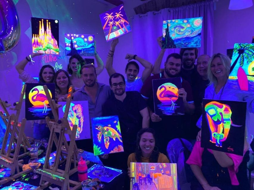 Barcelona: Fluorescent Paint and Wine Workshop - Who will enjoy it most
