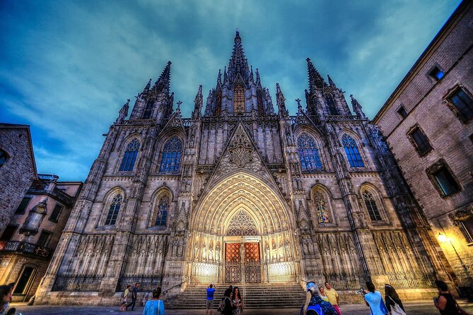 Barcelona Food Tour: Tapas, Drinks and Delights with a Local - Why this food walk works in Barcelona