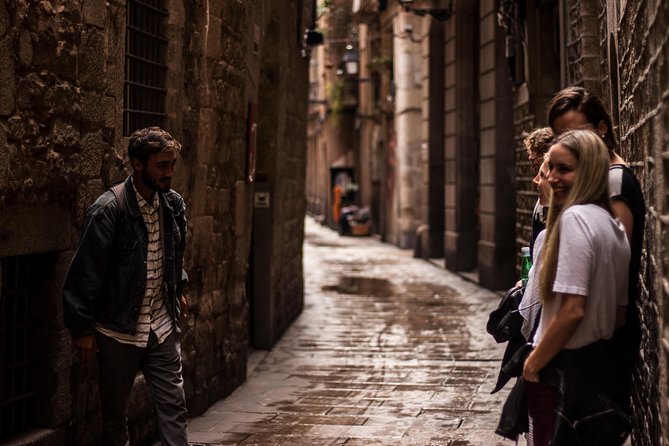 Barcelona Food Tour: Tapas, Paella, Sangria & 8+ Local Tastings - Walking through El Born, Barcelona’s social quarter