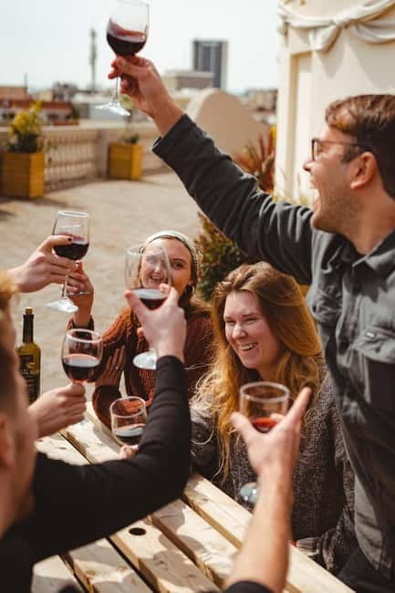 Barcelona: Fun & Unpretentious Rooftop Wine Tasting - How to get more from the six pours
