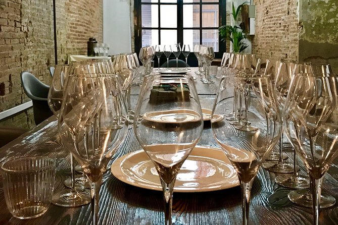 Barcelona Fun Wine Tasting with a Sommelier - A private conversation instead of a formal lecture