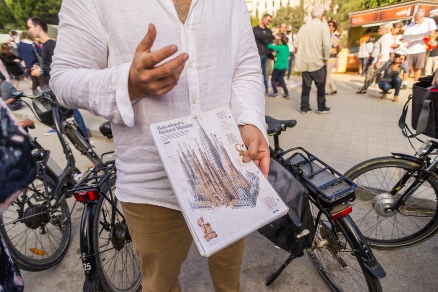 barcelona: Gaudi Highlights eBike tour - Parc de la Ciutadella and Gaudí’s early work