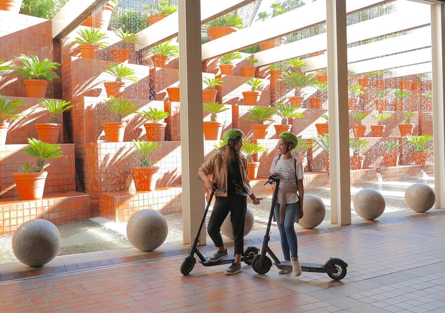 Barcelona: Gaudi Highlights Guided Tour by Electric Scooter - What the guides add