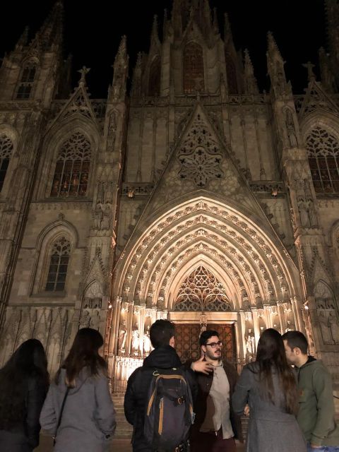 Barcelona: Gothic Quarter By Night Guided Walking Tour - Roman remains beside modern Barcelona