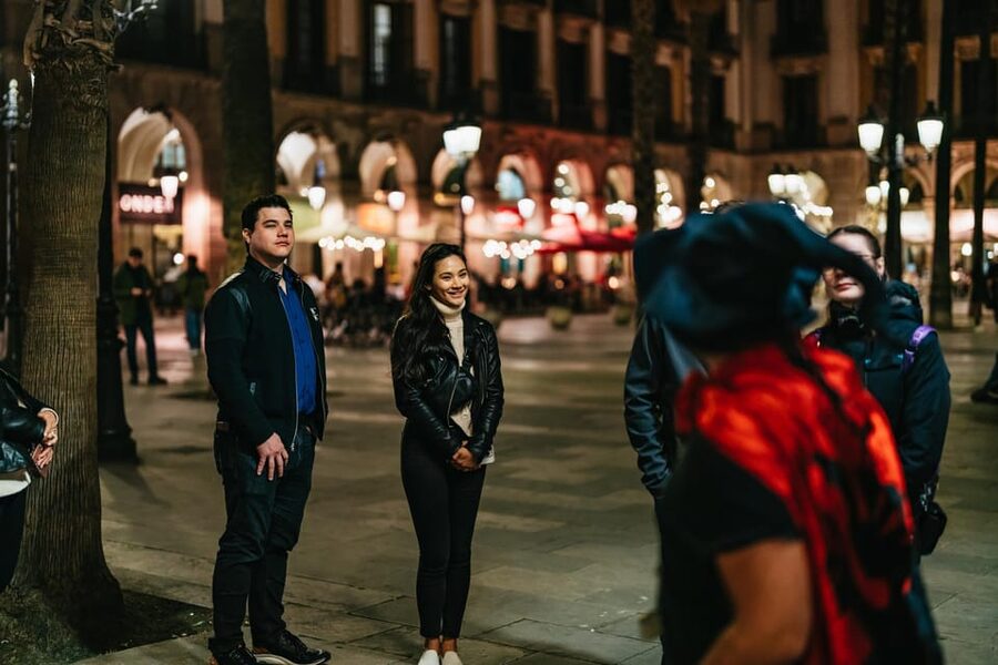 Barcelona: Gothic Quarter Ghosts and Legends Walking Tour - Is $19 good value for 90 minutes?