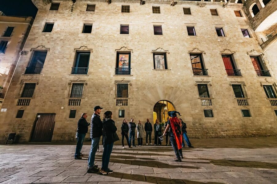 Barcelona: Gothic Quarter Ghosts and Legends Walking Tour - Should you book the Gothic Quarter Ghosts and Legends Walk?