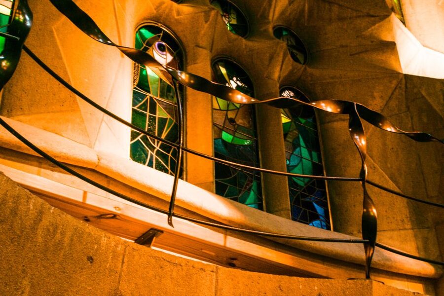 Barcelona: Gothic Quarter & La Sagrada Familia Private Tour - What the $294 Price Really Buys