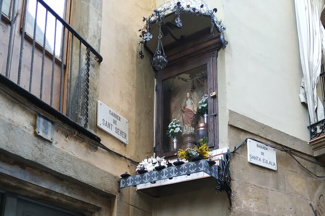 Barcelona Gothic Quarter Old Town Private Tour - The Jewish Quarter and medieval Barcelona