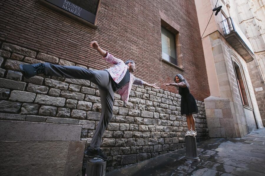 Barcelona: Gothic Quarter Private Photoshoot Experience - What this Gothic Quarter photoshoot is really like