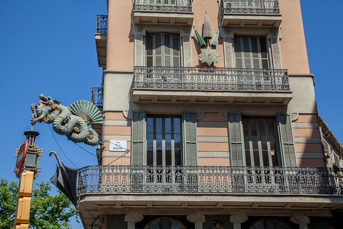 Barcelona Gothic Quarter's Deepest Secrets & Sangria - Roman walls and the medieval city