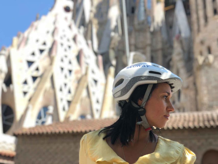Barcelona: Gothic Quarter & Sagrada Familia Area Segway Tour - La Monumental and the route to Gaudí’s masterpiece