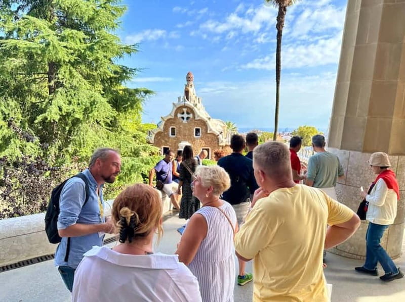 Barcelona: Gothic Quarter, Sagrada Familia & Park Güell Tour - Key points to know before booking