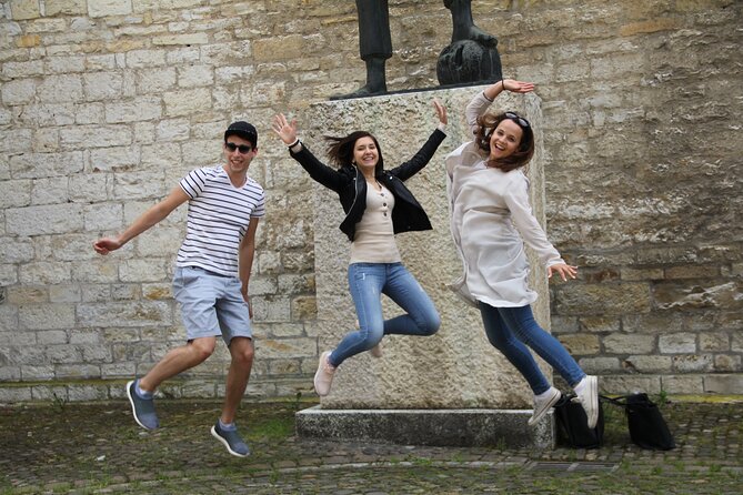 Barcelona Gothic Quarter Scavenger Hunt and City Highlights Walking Tour - Why This Gothic Quarter Game Works