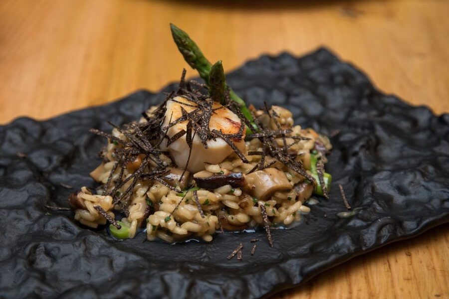 Barcelona Gourmet Food & Wine Tour with Local Expert - Why the small group makes a difference