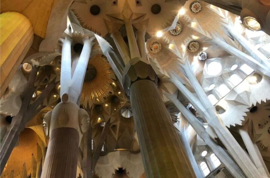 Barcelona: Guided Sagrada Familia Tour & Skip-The-Line Entry - Enter Sagrada Familia through a separate entrance