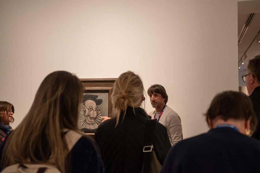 Barcelona: Guided Tour of the Picasso Museum with Tickets - Following Picasso from early sketches to major works