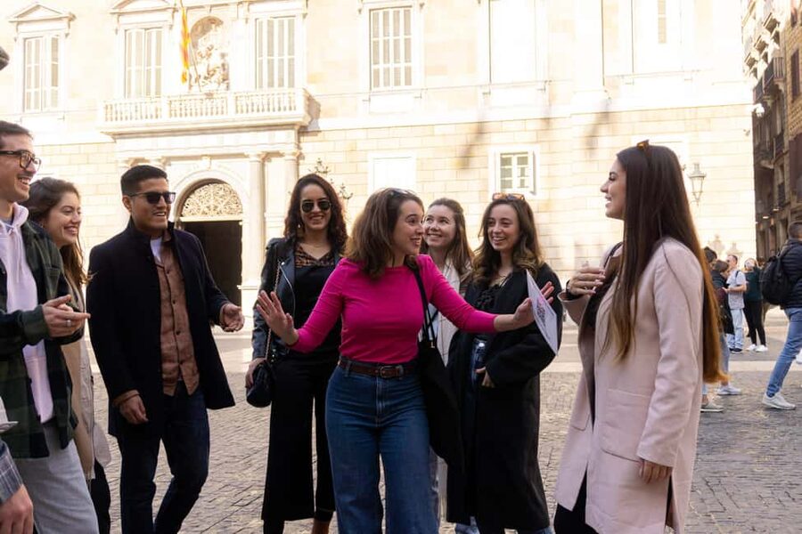Barcelona: Guided Walking Tour of Top Sights and Hidden Gems - Plaça del Rei and the medieval Golden Age