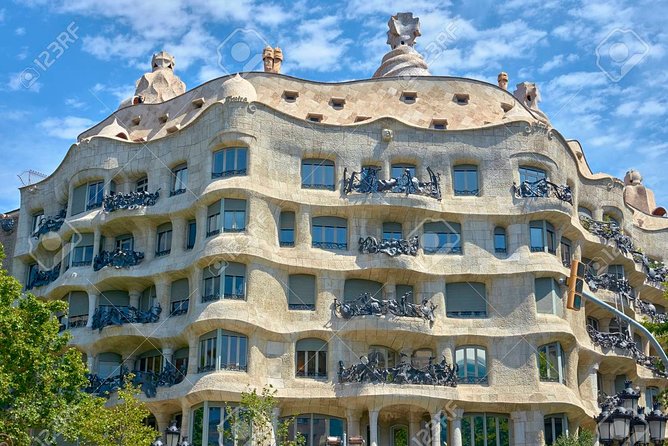 Barcelona Half-Day Sightseeing Private Tour - Montjuïc and the 1992 Olympic story