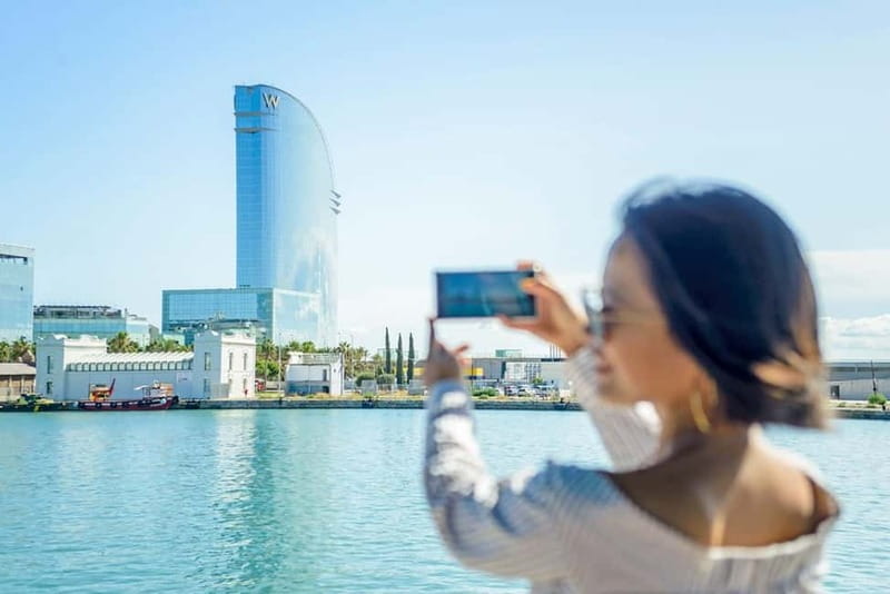 Barcelona: Helicopter Flight, Boat Ride, and Walking Tour - Why this tour works for a first look at Barcelona