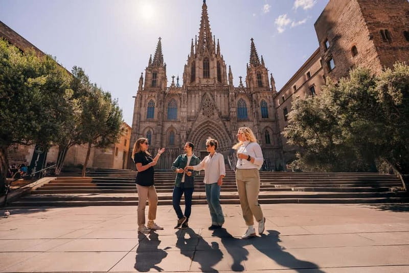 Barcelona: Helicopter Flight, Boat Ride, and Walking Tour - Six minutes above Port Vell and the coast