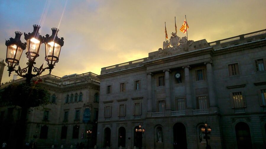 Barcelona Highlights Bike Tour - The Guide and Group Experience