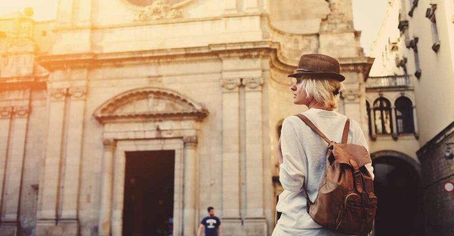 Barcelona: Highlights & Gems Private Tour with Tapa & Drink - Key points to know before you book