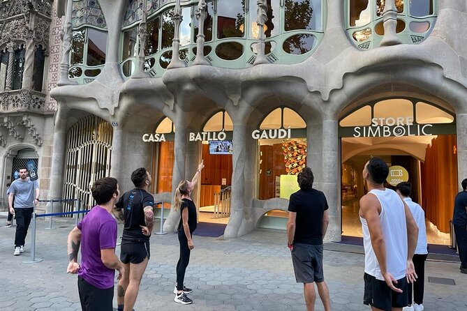 Barcelona Highlights Running Tour - Sagrada Família, the route’s biggest landmark