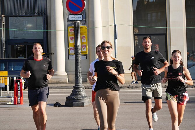 Barcelona Highlights Running Tour - Casa Milà and Casa Batlló along the modernist route