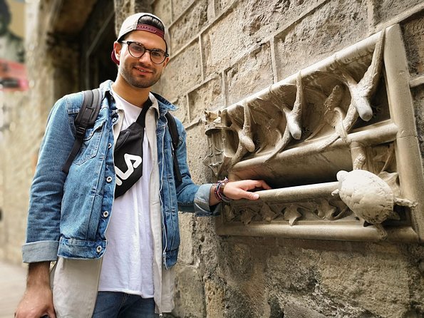 Barcelona Highlights & Secrets Private Tour with Tapa & Drink - Why this private Barcelona walk works well at the start