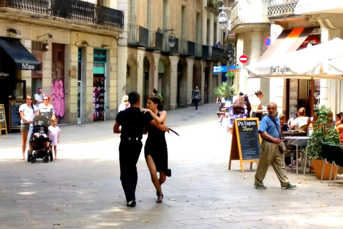 Barcelona Highlights with a Local Friend - Port Vell: a short walk beside the water