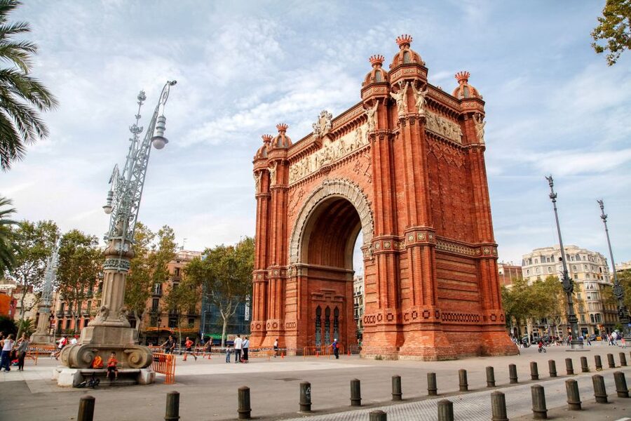 Barcelona Historical 3-Hour Bike Tour - The Sagrada Familia from street level