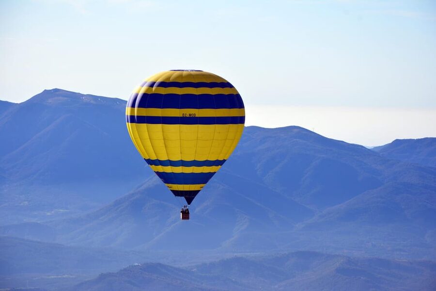 Barcelona: Hot Air Balloon Ride with Optional Transportation - What the $201 price really covers