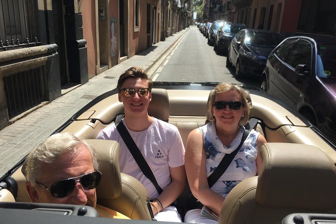 Barcelona in a Convertible - Private Guided Tour - Park Güell and the World of Barcelona’s Wealthy Families