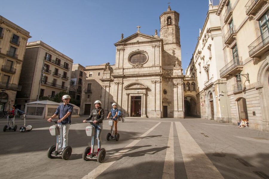 Barcelona Insiders Segway Tour 1.5h - Finishing at Port Olimpic