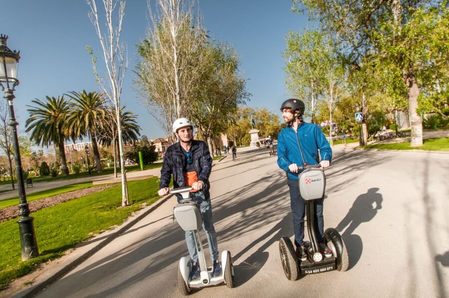 Barcelona Insiders Segway Tour 1.5h - Meeting at Carrer dEn Rull 2