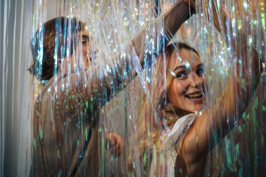 Barcelona: Interactive Art Installation by IKONO - Staff, languages, and the pace inside
